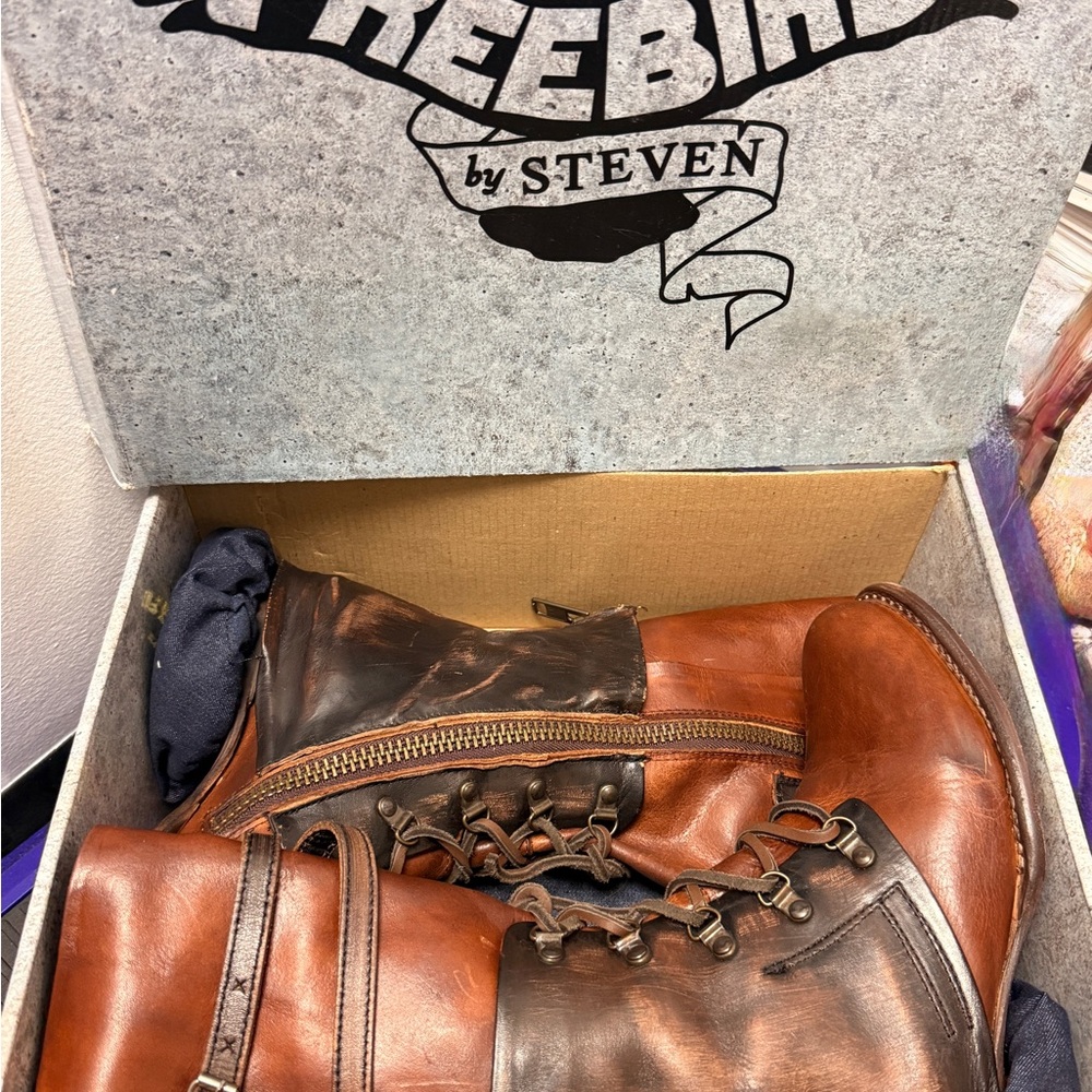 Freebird Chestnut Lace Up Boots